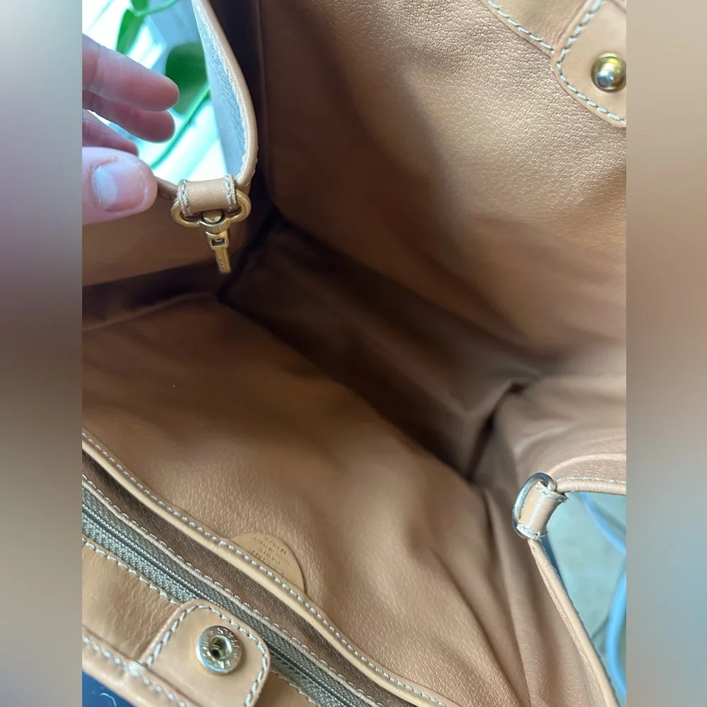 Celine Triomphe Tote Bag - Picture 6 of 14